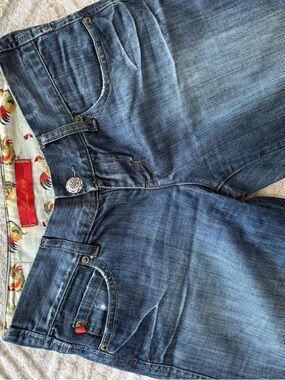 Level 99 Women's Boyfriend Jeans in Medium Blue Wash